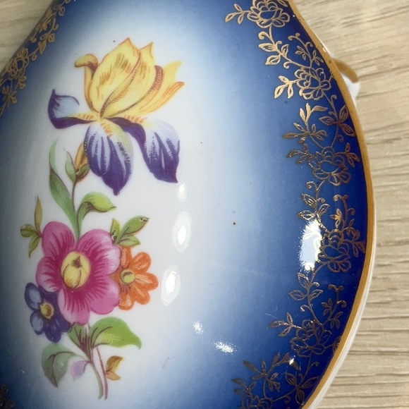 Vintage PM Made In Germany Democratic Republic Porcelain Trinket box - Picture 5 of 12